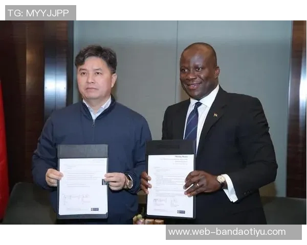 加纳主帅表示田中碧无需为阿布受伤道歉祝福阿布早日康复