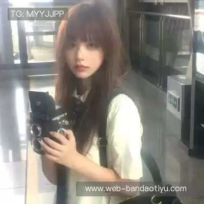 何凡菁